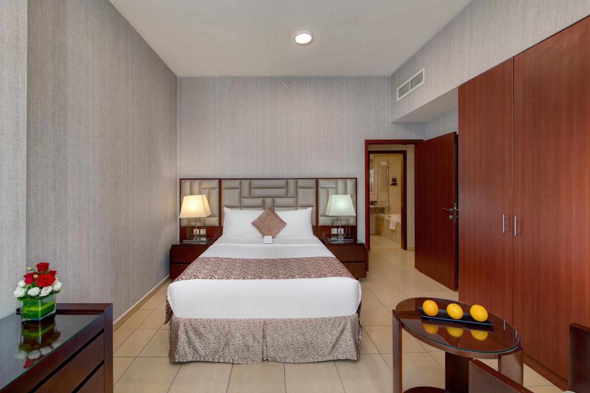 Suha Jbr Hotel Apartments Dubai Exterior foto
